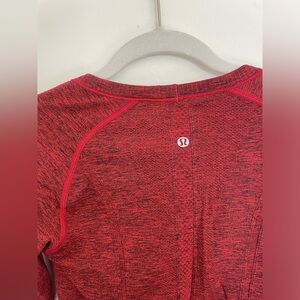 Lululemon long sleeve base layer
